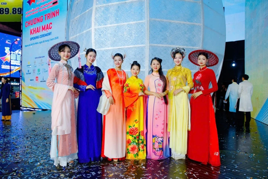 NTK Vũ Thảo Giang và bản giao hưởng vàng son dệt từ di sản Việt NTK Vũ Thảo Giang và bản giao hưởng vàng son dệt từ di sản Việt