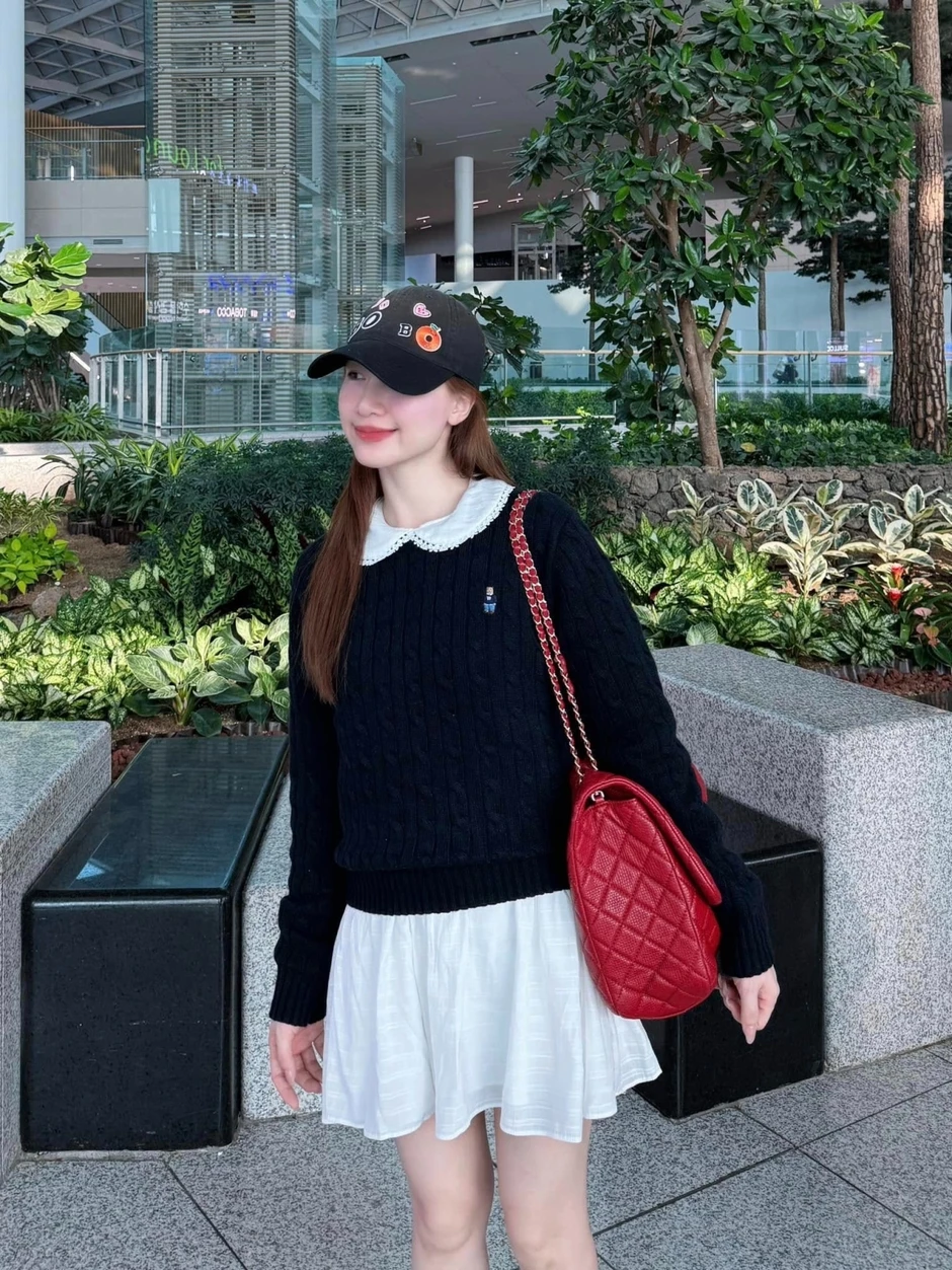 Phong c&aacute;ch đời thường của H&ograve;a Minzy