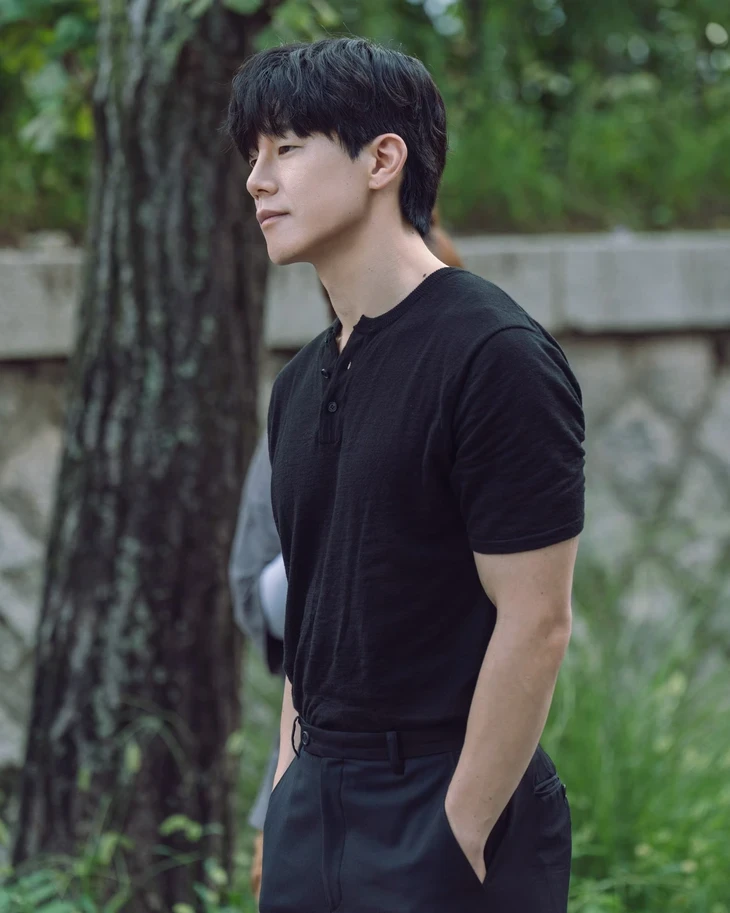 Sức hút phong cách lịch lãm của Kim Mu Yeol Sức hút phong cách lịch lãm của Kim Mu Yeol