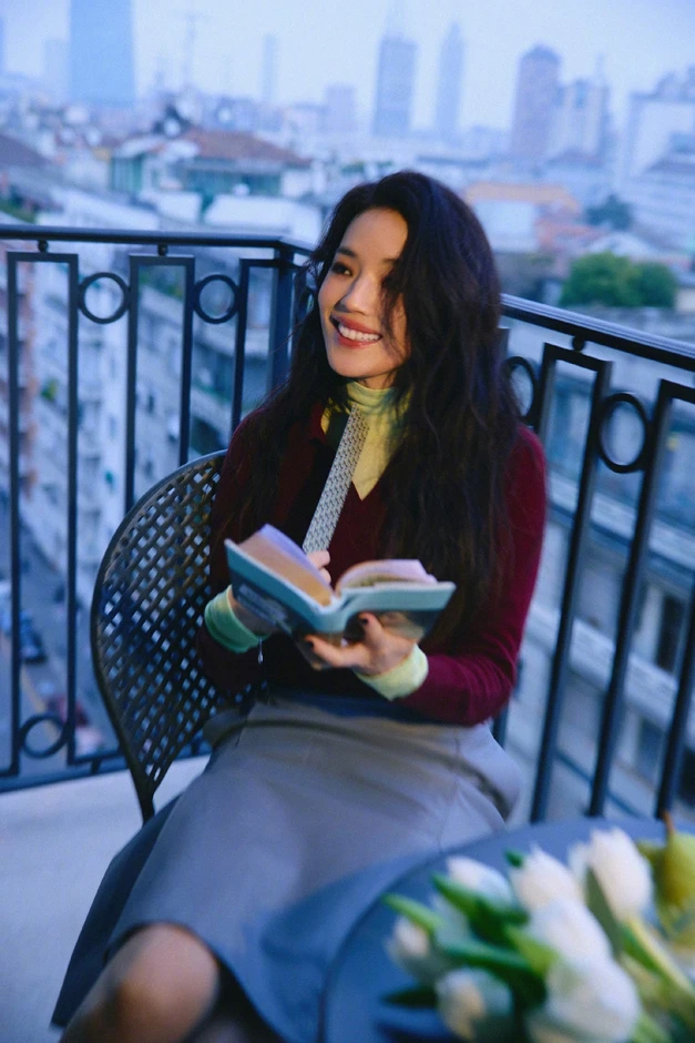 Thư Kỳ 'đẹp quên tuổi' Thư Kỳ 'đẹp quên tuổi'