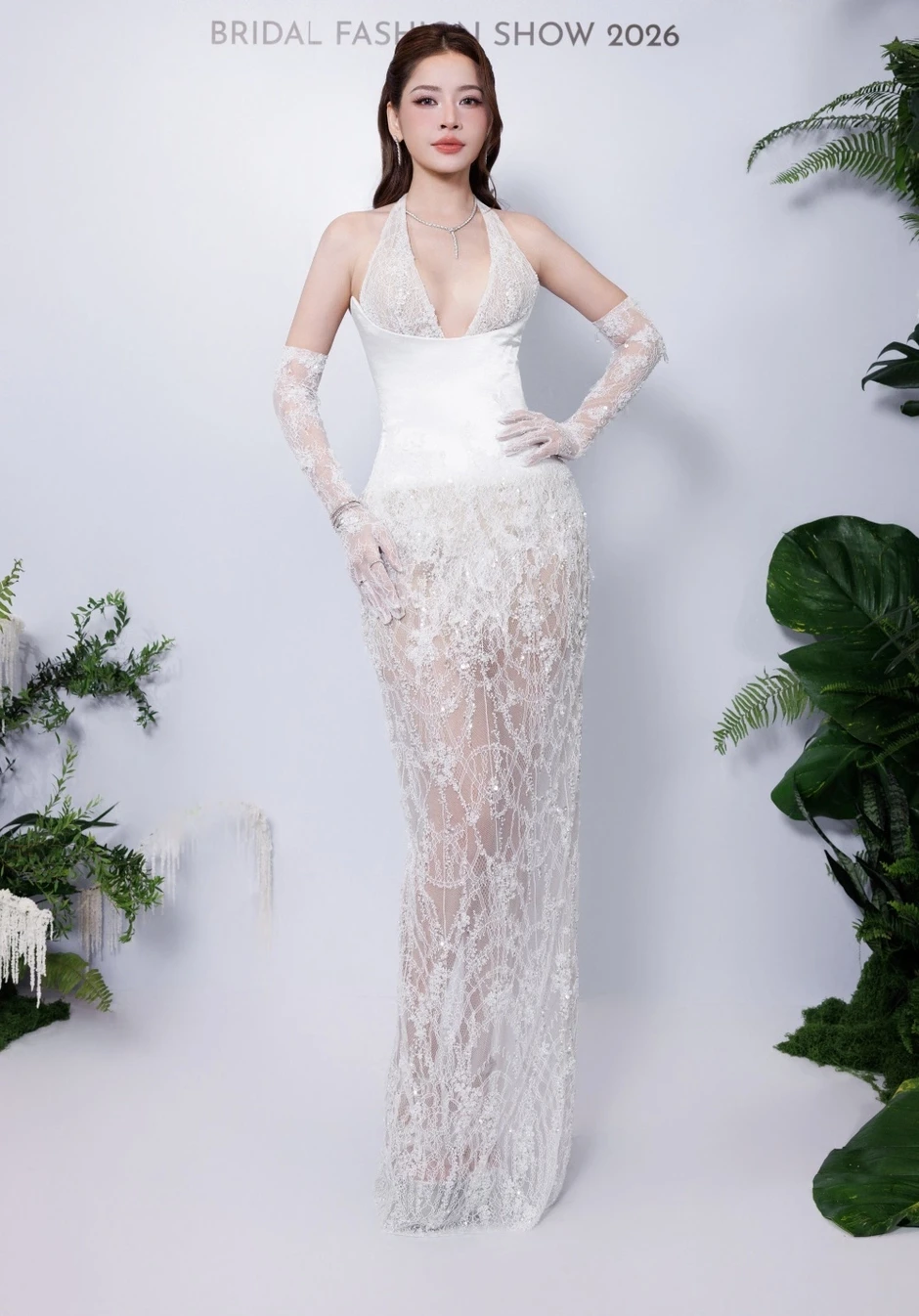 Thủy Tiên và dàn mỹ nhân mặc gợi cảm lên thảm đỏ Thủy Tiên và dàn mỹ nhân mặc gợi cảm lên thảm đỏ