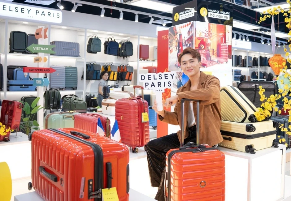 Trải nghiệm vali Delsey Paris chính hãng tại hệ thống cửa hàng House Of Luggage Trải nghiệm vali Delsey Paris chính hãng tại hệ thống cửa hàng House Of Luggage