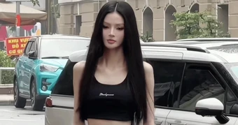 Vòng eo mỏng dính, thân hình "siêu thực" của người mẫu Việt gây tranh cãi