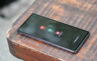 Vì sao điện thoại ngày càng chậm, nóng ran? Xóa ngay 3 ứng dụng "rác" này