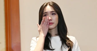 Bố mẹ chồng yêu cầu tôi trả hơn 1 tỷ đồng tiền "ở nhờ và trông cháu"