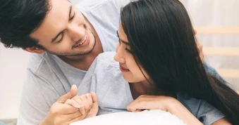 Cậu bạn thân tiết lộ một bí mật, tôi nghe xong muốn chia tay bạn gái