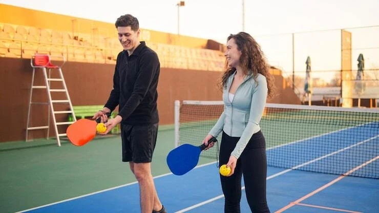 Chỉ vì pickleball, tôi phải đứng giữa vũng lầy tăm tối của hôn nhân Chỉ vì pickleball, tôi phải đứng giữa vũng lầy tăm tối của hôn nhân