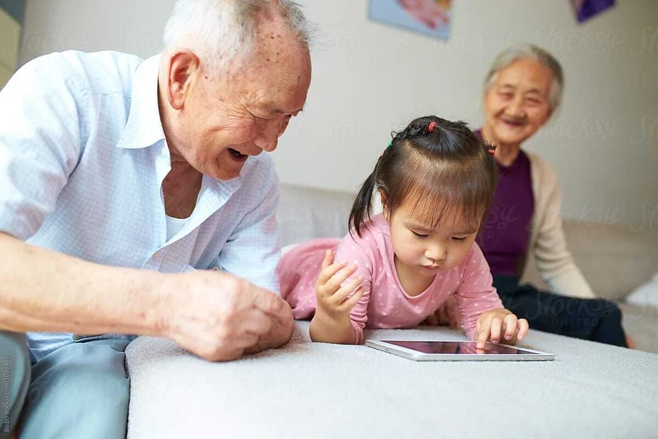 Cho con về quê chơi với ông bà, mới 2 ngày chị dâu đã muốn đuổi cháu đi Cho con về quê chơi với ông bà, mới 2 ngày chị dâu đã muốn đuổi cháu đi