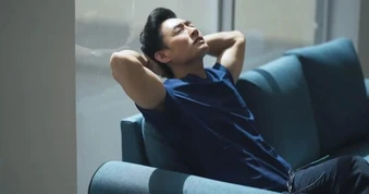 Chuẩn bị cưới vợ, bạn gái cũ bất ngờ gửi một bức ảnh khiến tôi chết lặng