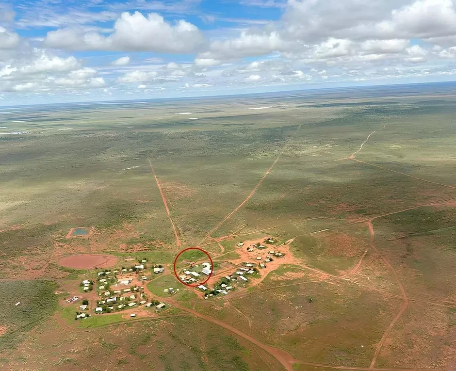 Chuyện tình yêu của cô giáo Việt dạy học ở vùng thổ dân Australia Chuyện tình yêu của cô giáo Việt dạy học ở vùng thổ dân Australia