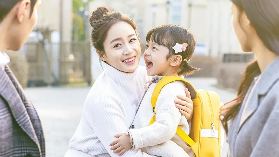 Con bị mẹ kế lợi dụng kiếm tiền, tôi phản đối liền bị chồng cũ chỉ trích Con bị mẹ kế lợi dụng kiếm tiền, tôi phản đối liền bị chồng cũ chỉ trích