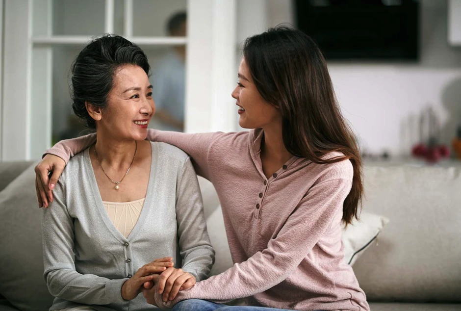 Con dâu đón mẹ chồng cũ lên ở cùng, chồng dọa ly hôn