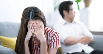 Cưng chiều vợ như công chúa, tôi đau đớn phát hiện sự thật sau buổi họp lớp