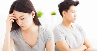 Cuốn sổ tiết kiệm 1 tỷ và lời cầu xin của em trai chồng khiến tôi chết lặng