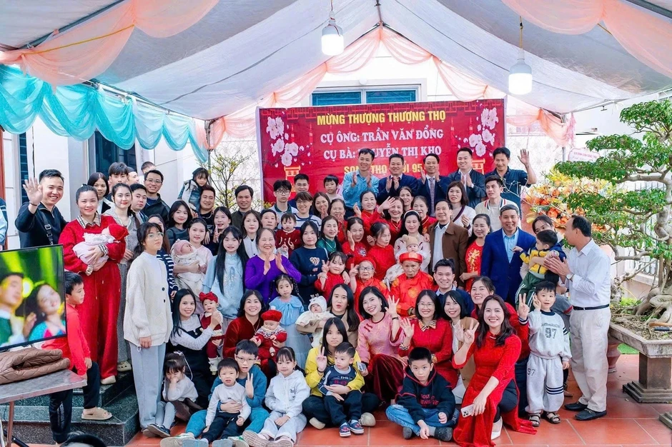 Đại gia đình gần 200 người giữ nếp nhà qua 4 thế hệ