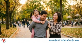 Đi qua bão giông, tôi tìm thấy người cha thực sự cho con mình
