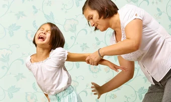Đòn roi phá hủy tương lai trẻ em thế nào?