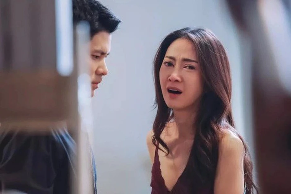 Ly hôn 8 năm, chồng cũ bất ngờ xin về sống cùng khiến tôi hoang mang Ly hôn 8 năm, chồng cũ bất ngờ xin về sống cùng khiến tôi hoang mang