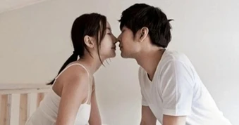 Mẹ của bạn trai nhà giàu buộc tôi phải lựa chọn đầy cay đắng