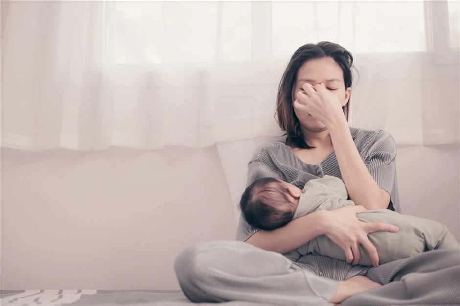 Nắng 40 độ con sốt lịm đi, chồng cấm mua điều hòa để dành tiền làm việc lớn Nắng 40 độ con sốt lịm đi, chồng cấm mua điều hòa để dành tiền làm việc lớn