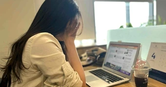 Nàng dâu viết 5 câu 'kể tội' chồng trên mạng, cả nhà họp khẩn giữa đêm