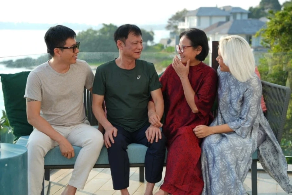 Nỗi cô đơn của con một khi cha mẹ đau yếu Nỗi cô đơn của con một khi cha mẹ đau yếu