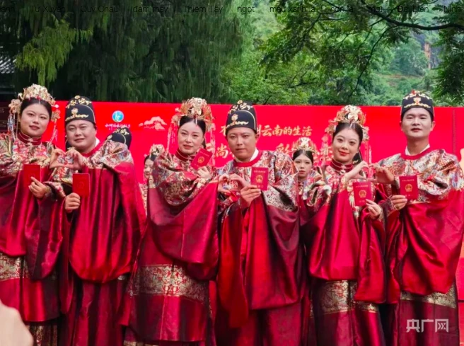 Quá mệt mỏi vì cỗ bàn, dân làng đặt hạn mức tiền mừng tối đa 370 nghìn đồng Quá mệt mỏi vì cỗ bàn, dân làng đặt hạn mức tiền mừng tối đa 370 nghìn đồng