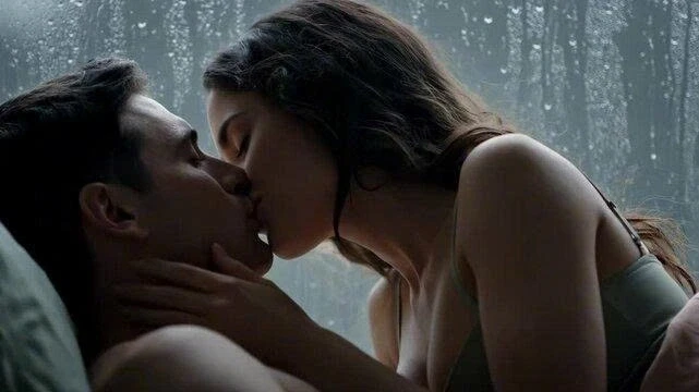 Rủ người cũ đi nhà nghỉ, tin nhắn đáp trả của cô ấy khiến tôi "toát mồ hôi"