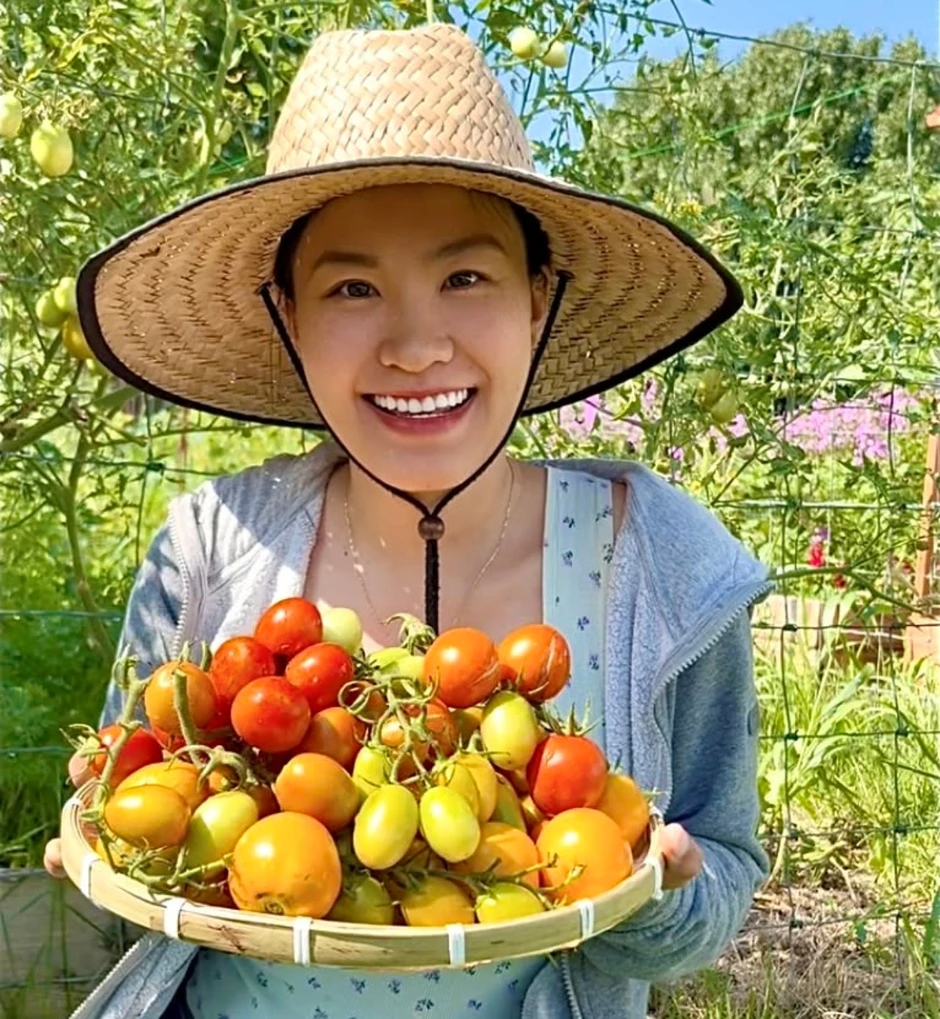 Sang Mỹ định cư, 9X Đà Nẵng làm vườn rau củ Việt để đỡ nhớ quê nhà Sang Mỹ định cư, 9X Đà Nẵng làm vườn rau củ Việt để đỡ nhớ quê nhà