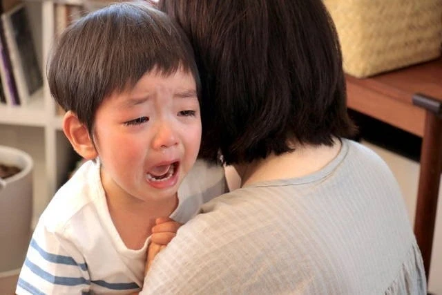 Sau 10 năm hôn nhân, chồng tôi bất ngờ mang về nhà một đứa trẻ Sau 10 năm hôn nhân, chồng tôi bất ngờ mang về nhà một đứa trẻ