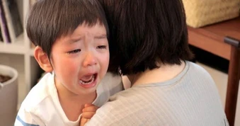 Sau 10 năm hôn nhân, chồng tôi bất ngờ mang về nhà một đứa trẻ