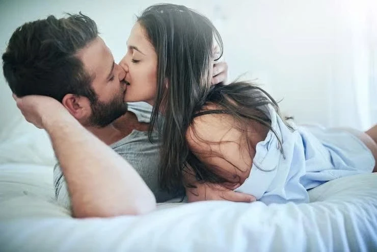Sau khi gạ gẫm tôi “ăn trái cấm”, bạn gái bất ngờ nói chia tay Sau khi gạ gẫm tôi “ăn trái cấm”, bạn gái bất ngờ nói chia tay