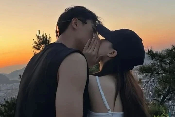 Sau một lần bị phản bội, tôi ngoại tình với chính đồng nghiệp của chồng Sau một lần bị phản bội, tôi ngoại tình với chính đồng nghiệp của chồng