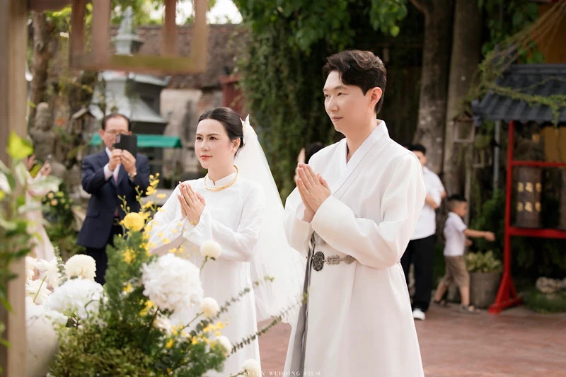 Sau nhiều tổn thương, cô gái Hải Phòng bật khóc vì câu nói của bố mẹ chồng Hàn Sau nhiều tổn thương, cô gái Hải Phòng bật khóc vì câu nói của bố mẹ chồng Hàn