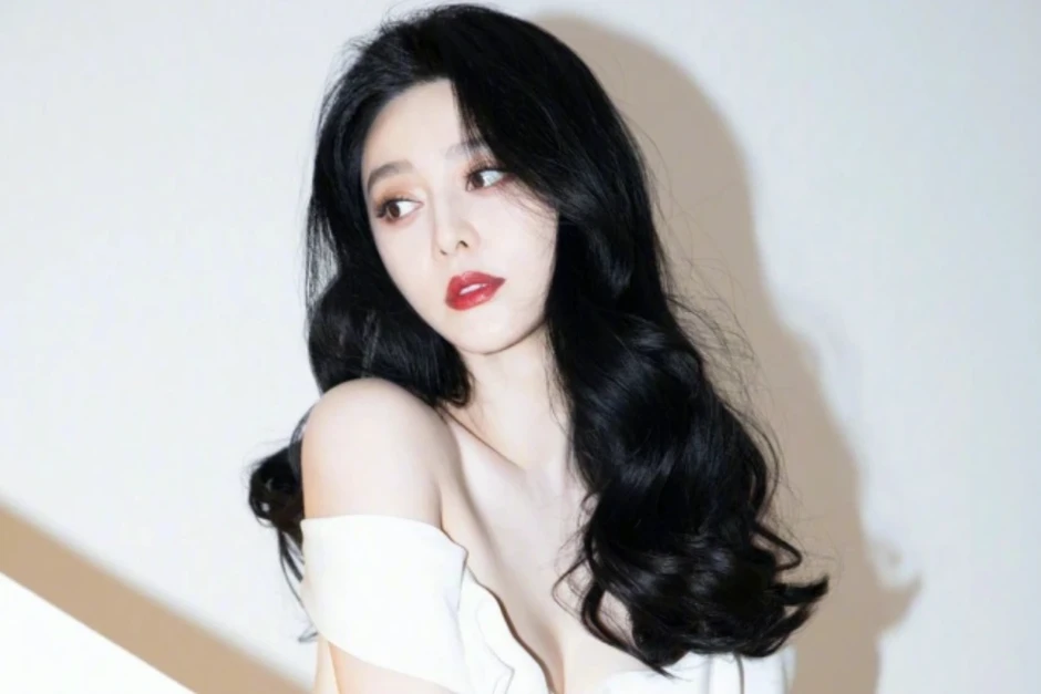 Sự thật trong két sắt khiến tôi đệ đơn ly hôn chồng ngay trong đêm Sự thật trong két sắt khiến tôi đệ đơn ly hôn chồng ngay trong đêm