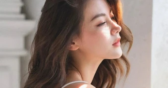 Tôi đau khổ khi yêu con trai riêng của mẹ kế