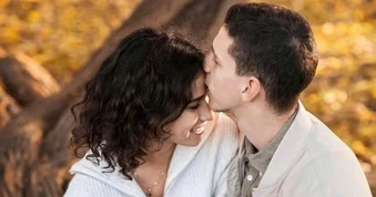 Tôi hối hận vì trót "say nắng" cô gái hàng xóm