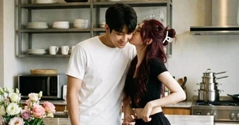 Tôi mệt mỏi khi luôn phải chạy theo dỗ dành bạn gái kém 14 tuổi