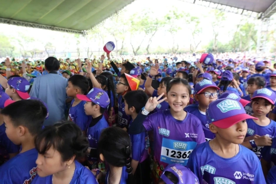 Trẻ em khám phá muôn loài tại Kun Marathon Huế 2026 - Báo TinVina Trẻ em khám phá muôn loài tại Kun Marathon Huế 2026 - Báo TinVina