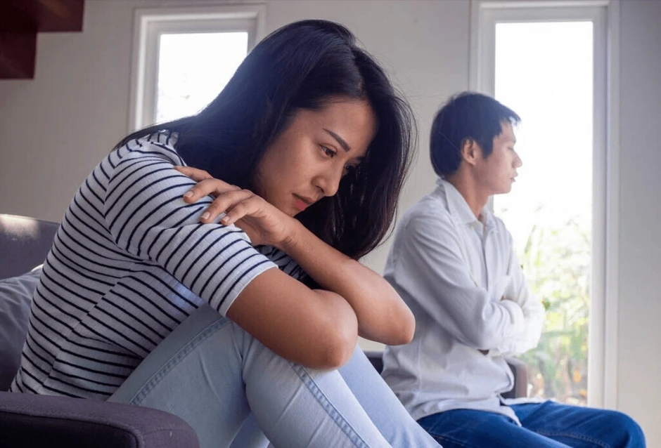Từ chối chiều chồng vì kiệt sức mỗi đêm, tôi có nỗi oan khó giãi bày Từ chối chiều chồng vì kiệt sức mỗi đêm, tôi có nỗi oan khó giãi bày