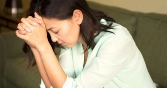 Uất nghẹn khi nghe con nói một câu, tôi muốn bán hết tài sản cho người dưng