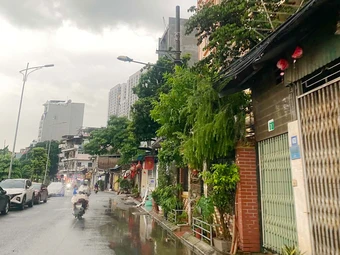 Vào nhà nghỉ, Wi-Fi của chồng tự động kết nối, lộ bí mật tày đình