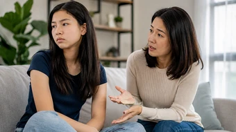 Vì sao trẻ không muốn nói chuyện với cha mẹ?