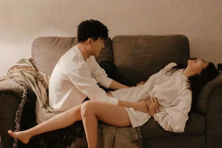 Vợ chỉ thăng hoa mỗi lần đi nhà nghỉ, tôi thấy tốn kém quá Vợ chỉ thăng hoa mỗi lần đi nhà nghỉ, tôi thấy tốn kém quá