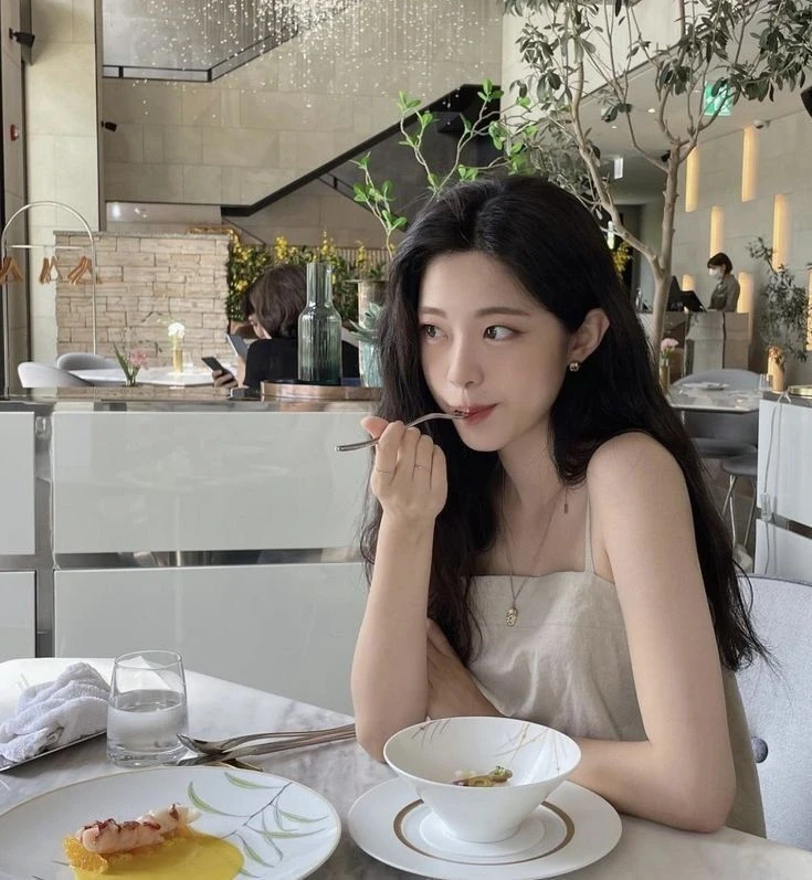 Vợ đổi tính sau khi tham gia hội chị em, đòi ly hôn vì chồng "nhạt" Vợ đổi tính sau khi tham gia hội chị em, đòi ly hôn vì chồng "nhạt"
