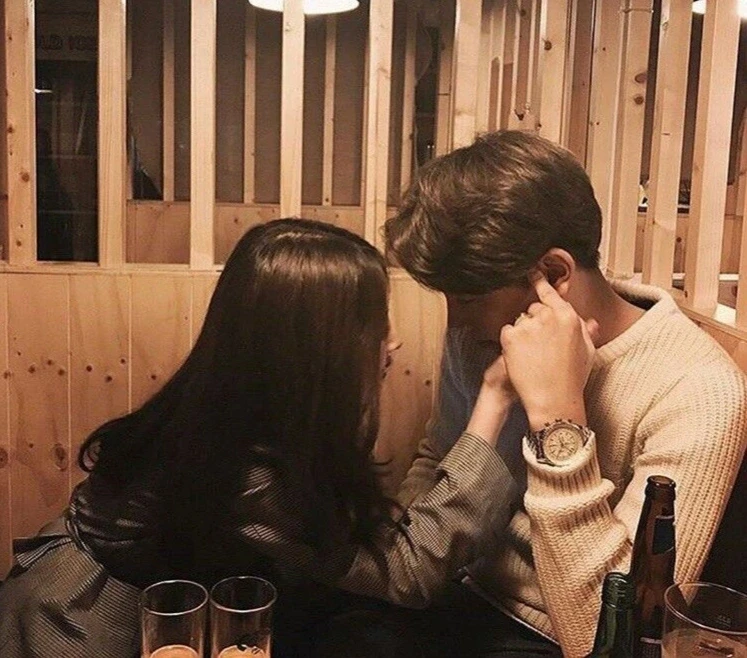 Vợ say xỉn qua đêm với bạn thân khác giới và cái kết khiến tôi đau đớn Vợ say xỉn qua đêm với bạn thân khác giới và cái kết khiến tôi đau đớn