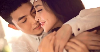 Vừa tha thứ cho chồng ngoại tình, tôi sụp đổ khi nhận được đoạn clip 4 phút