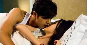 Vụng trộm với người phụ nữ bán cơm đầu ngõ, tôi hổ thẹn vì hành động của vợ