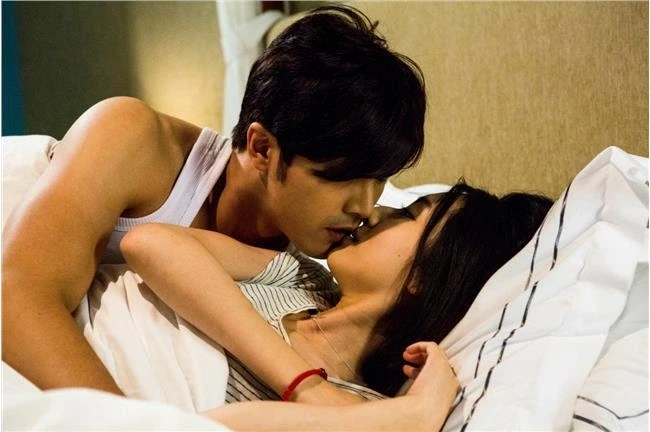 Vụng trộm với người phụ nữ bán cơm đầu ngõ, tôi hổ thẹn vì hành động của vợ Vụng trộm với người phụ nữ bán cơm đầu ngõ, tôi hổ thẹn vì hành động của vợ