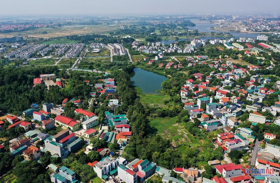Băn khoăn khi nhờ mẹ vợ đứng tên mảnh đất rồi làm thủ tục thừa kế cho vợ